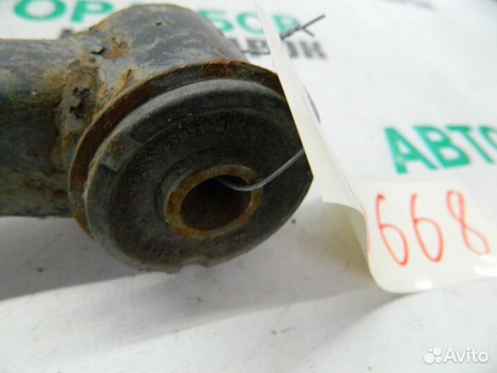 Рычаг передний верхний правый для Toyota Hilux Sur