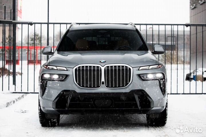 BMW X7 3.0 AT, 2022, 32 900 км