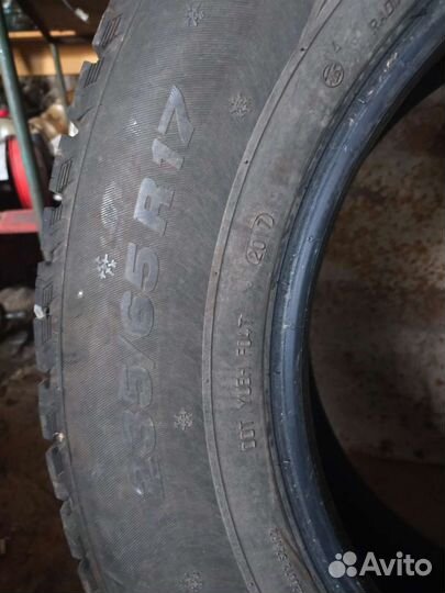Viatti Brina V-521 235/65 R17