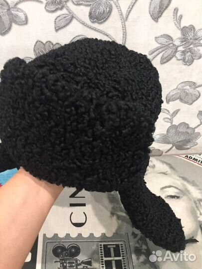 Мужская шапка