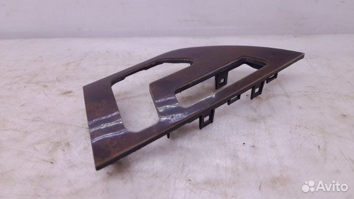 Накладка декоративная Mercedes-Benz E C207 3.0