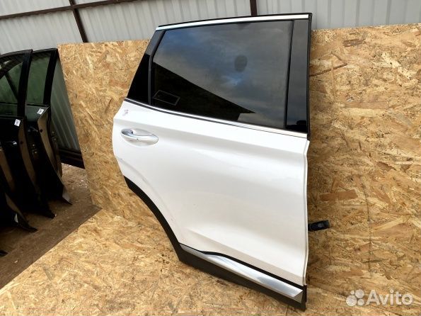 Хендай Санта Фе 4 тм 2020 задняя правая дверь