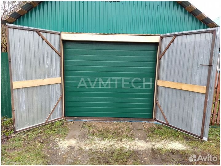 Секционные ворота