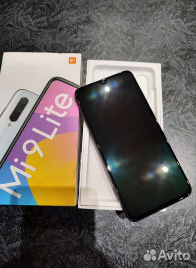 Xiaomi Mi 9 Lite, 6/128 ГБ