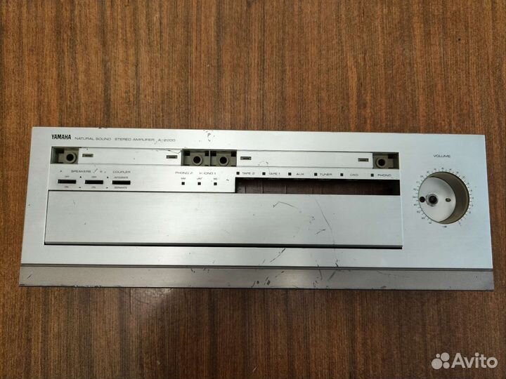 Yamaha A-2000 панель