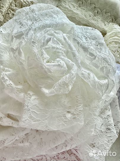 Ткань кружевная нарядная белая гипюр Турция