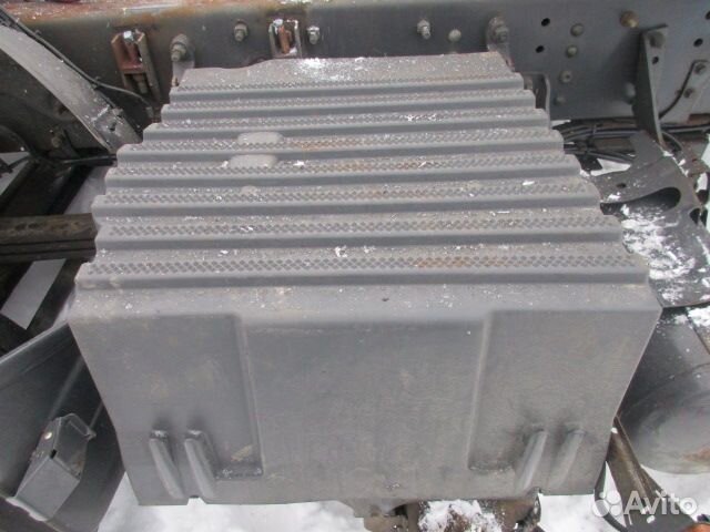 Крышка аккумулятора Scania 4 series