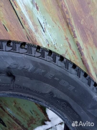 Bridgestone Blizzak Spike-01 195/65 R15