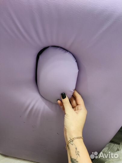 Массажная кушетка