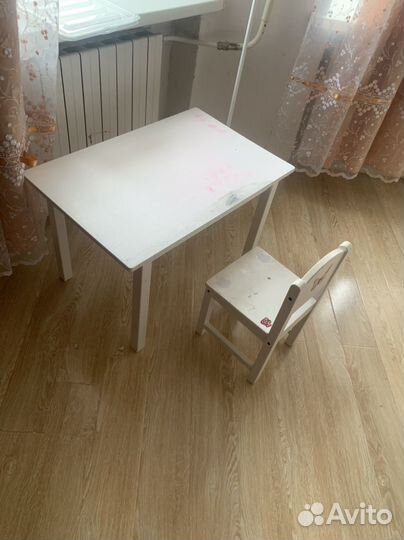Детский стол и стул IKEA