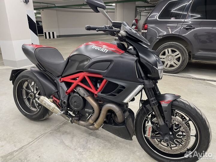 Ducati Diavel Carbon