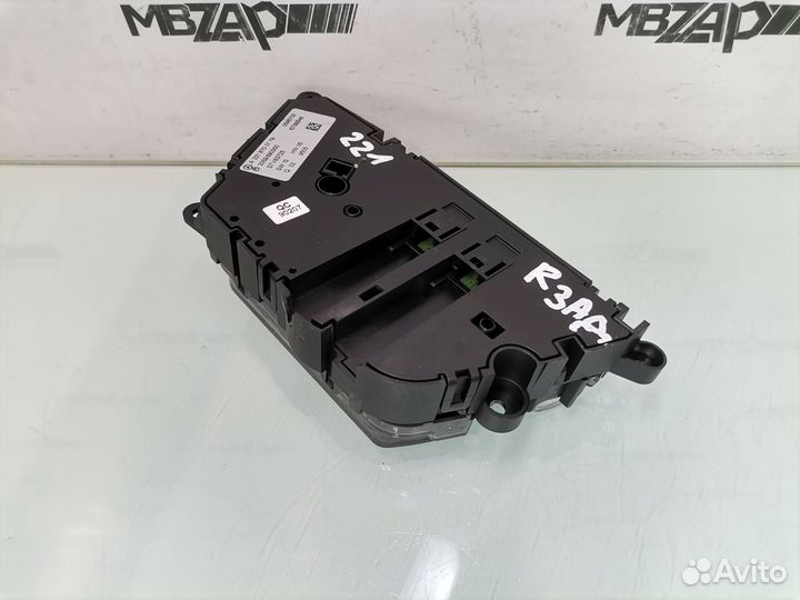 Блок управления задним сиденьем Mercedes W221