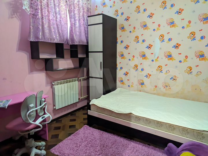 3-к. квартира, 80,5 м², 1/3 эт.