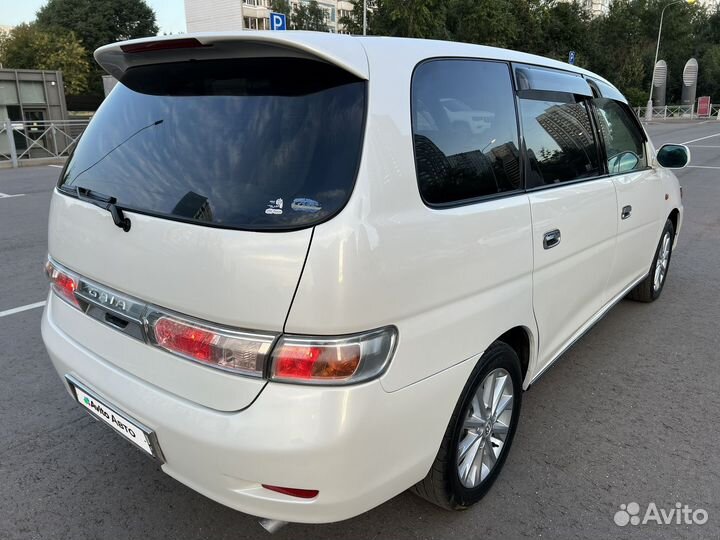 Toyota Gaia 2.0 AT, 2002, 366 081 км