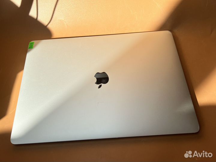 Apple macbook pro 15 2018 32гб/512гб ссд