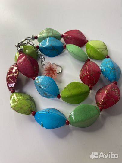Крупные разноцветные бусы пластик 46 см