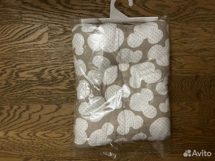 Подушка новая анатомическая для кормления и сна