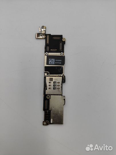 Нерабочая плата iPhone 5s на запчасти или восстано