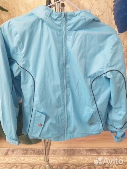 Ветровка для девочки