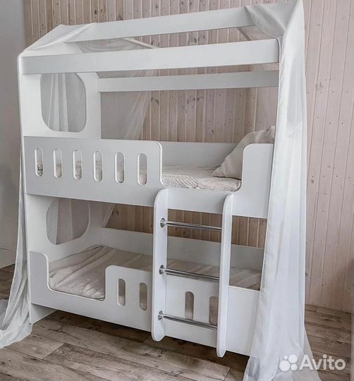 Двухъярусная кровать-домик с ящиком