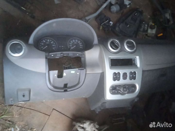 Торпедо renault logan