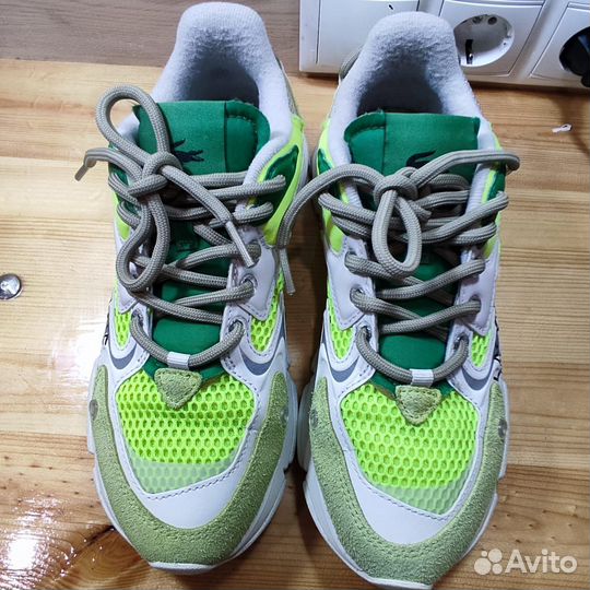 Кроссовки женские 38 размер Lacoste