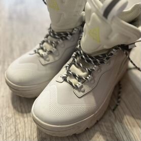 Nike acg