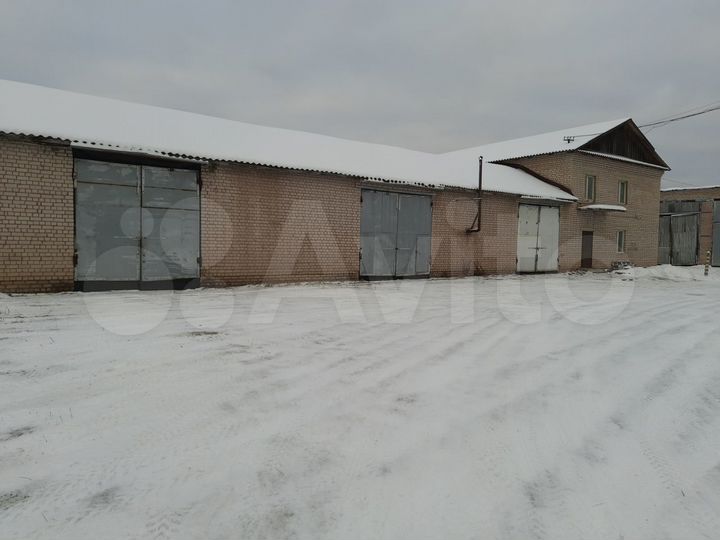 Гараж, > 30 м²