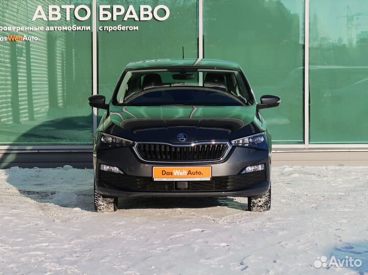 Skoda Rapid 1.6 AT, 2021, 10 400 км