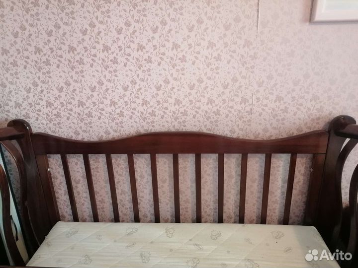 Кроватка детская