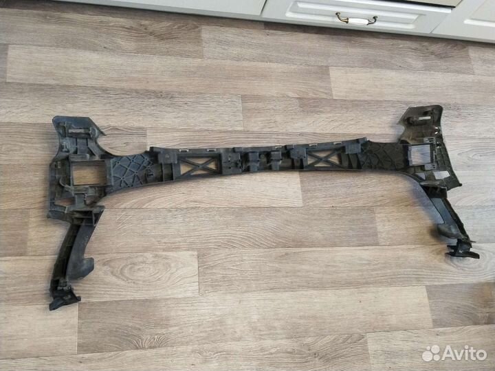 Кронштейн переднего бампера Mercedes Benz X166