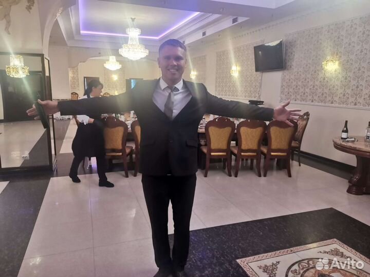 Ведущий мероприятий