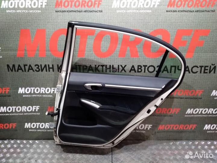 Дверь задняя правая Honda Civik 4D FD3 8 пок А928