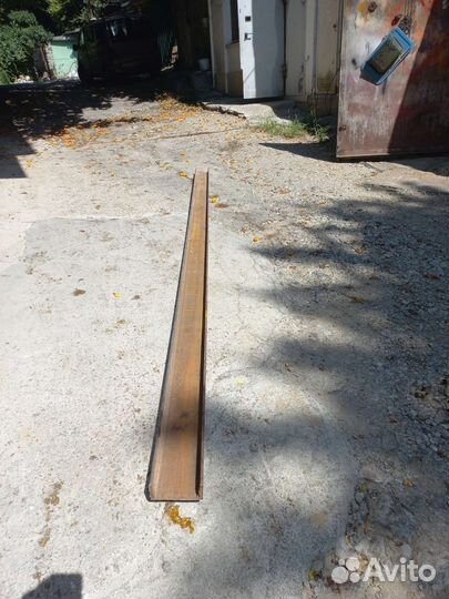 Швеллер 140мм