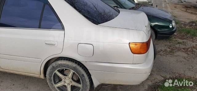 Задняя часть кузова Toyota Corona Premio ST-210