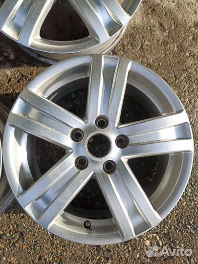 Литьë Toyota r16 5x114.3 обмен на литьë Нива