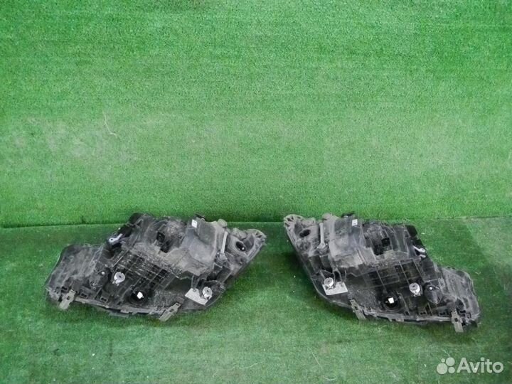 Фара передняя (комплект) BMW 5-Series/M5