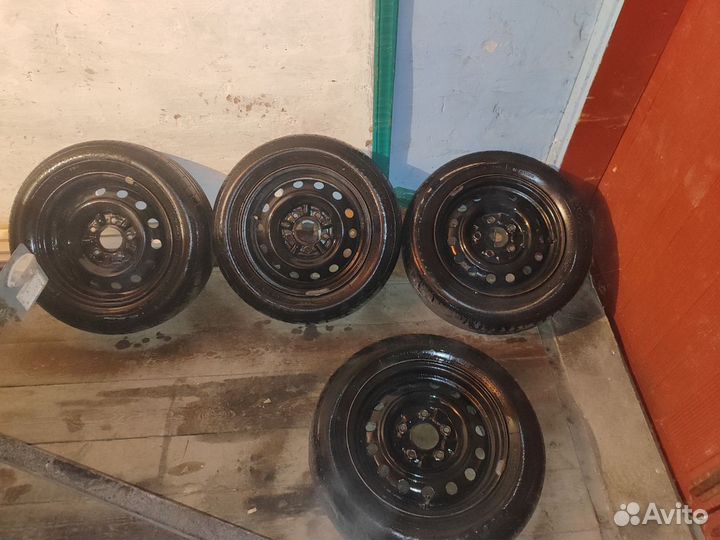 Goodyear EfficientGrip 65 R14 88