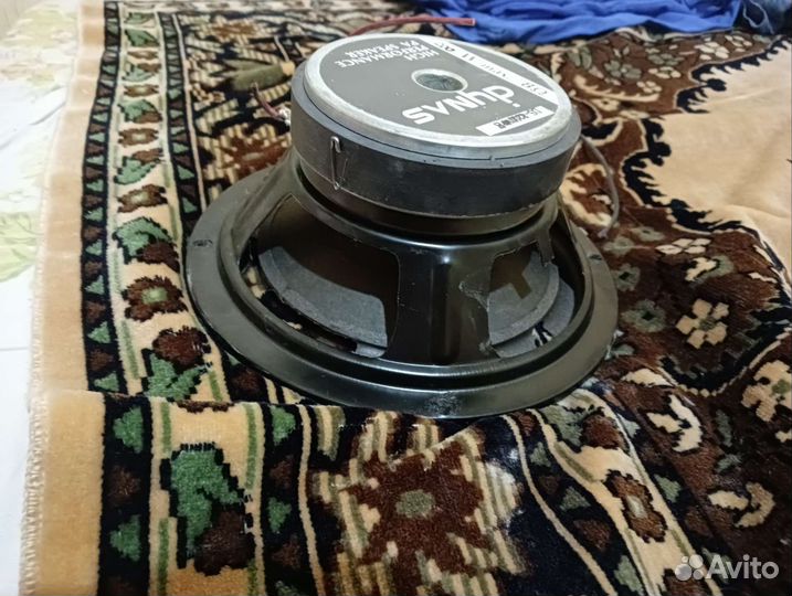 Динамик 200 w