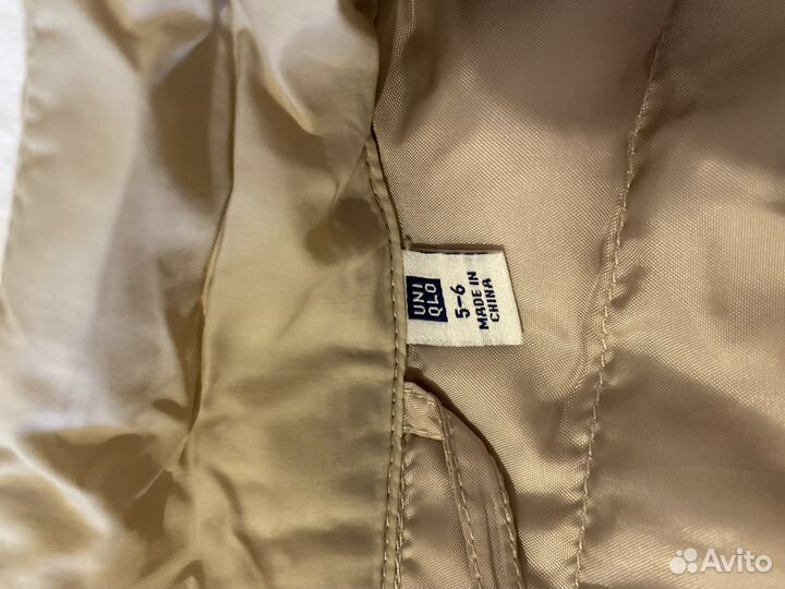 Весенняя куртка для девочки Uniqlo