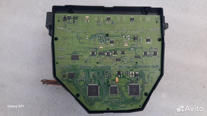 Блок предохранителей Mercedes-Benz w204