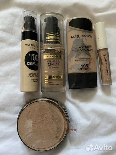 Набор косметики в остатке