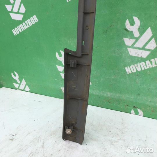 Обшивка двери багажника Субару Форестер 10