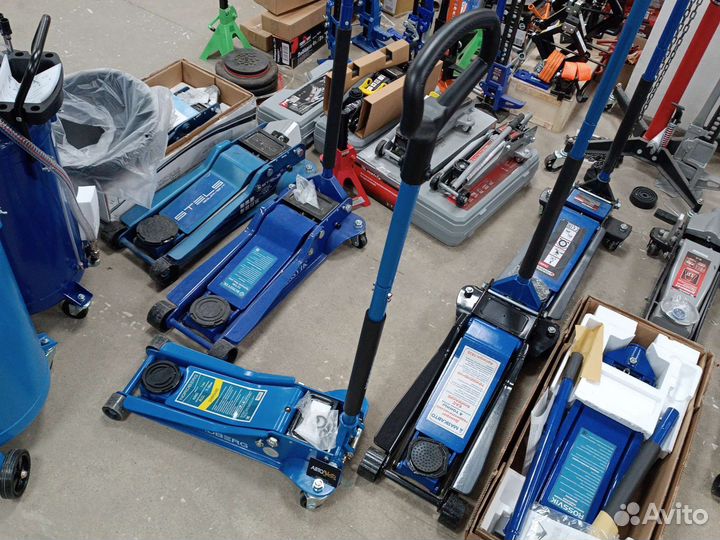 Домкрат подкатной 3 тонны nordberg N32033