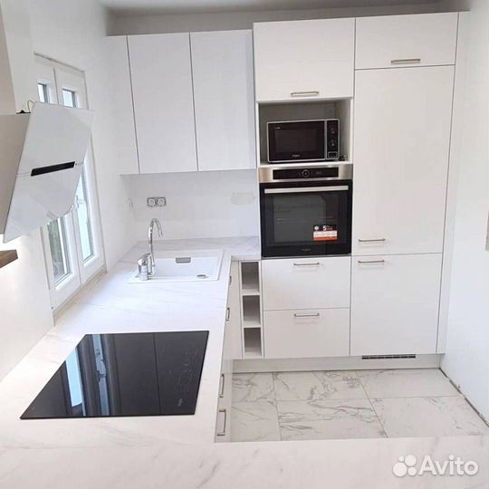 Кухонные гарнитуры