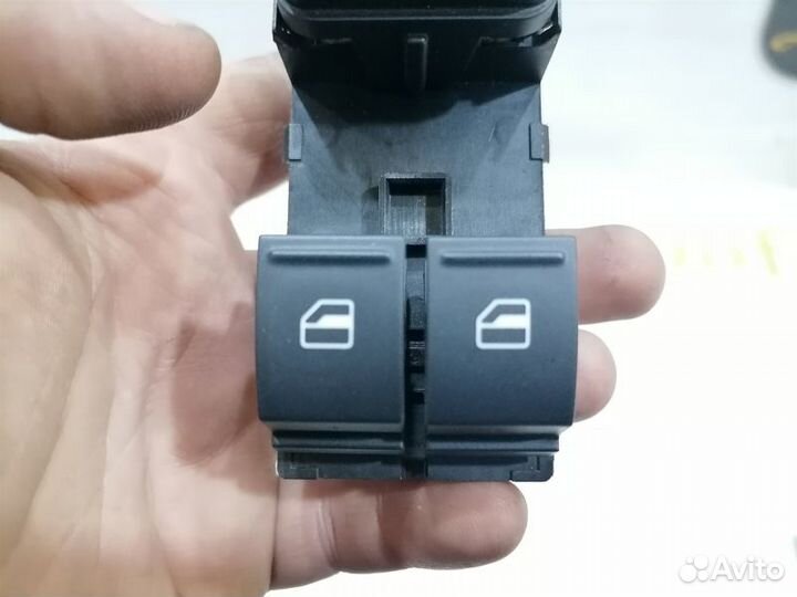 Блок кнопок стеклоподъемника водителя Vw Passat B6