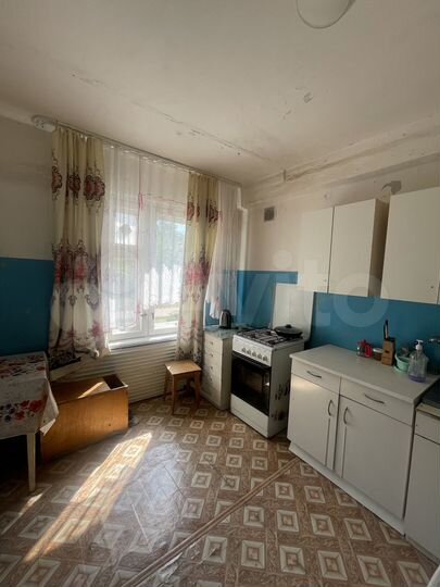 4-к. квартира, 77 м², 1/9 эт.