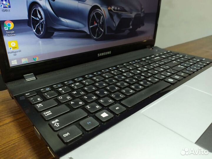 Ноутбук Samsung / бу / Pentium / 4GB / 320 HDD