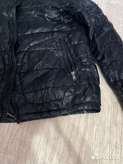 Продам демисезонную куртку