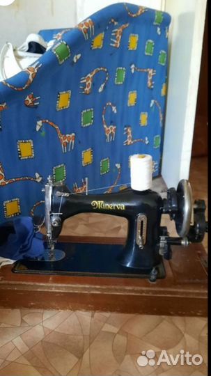 Швейная машина Минерва